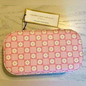 Cupcakes and Cashmere From Anthropologie | Jewelry Box W/ Zipper | Daisies -NWT